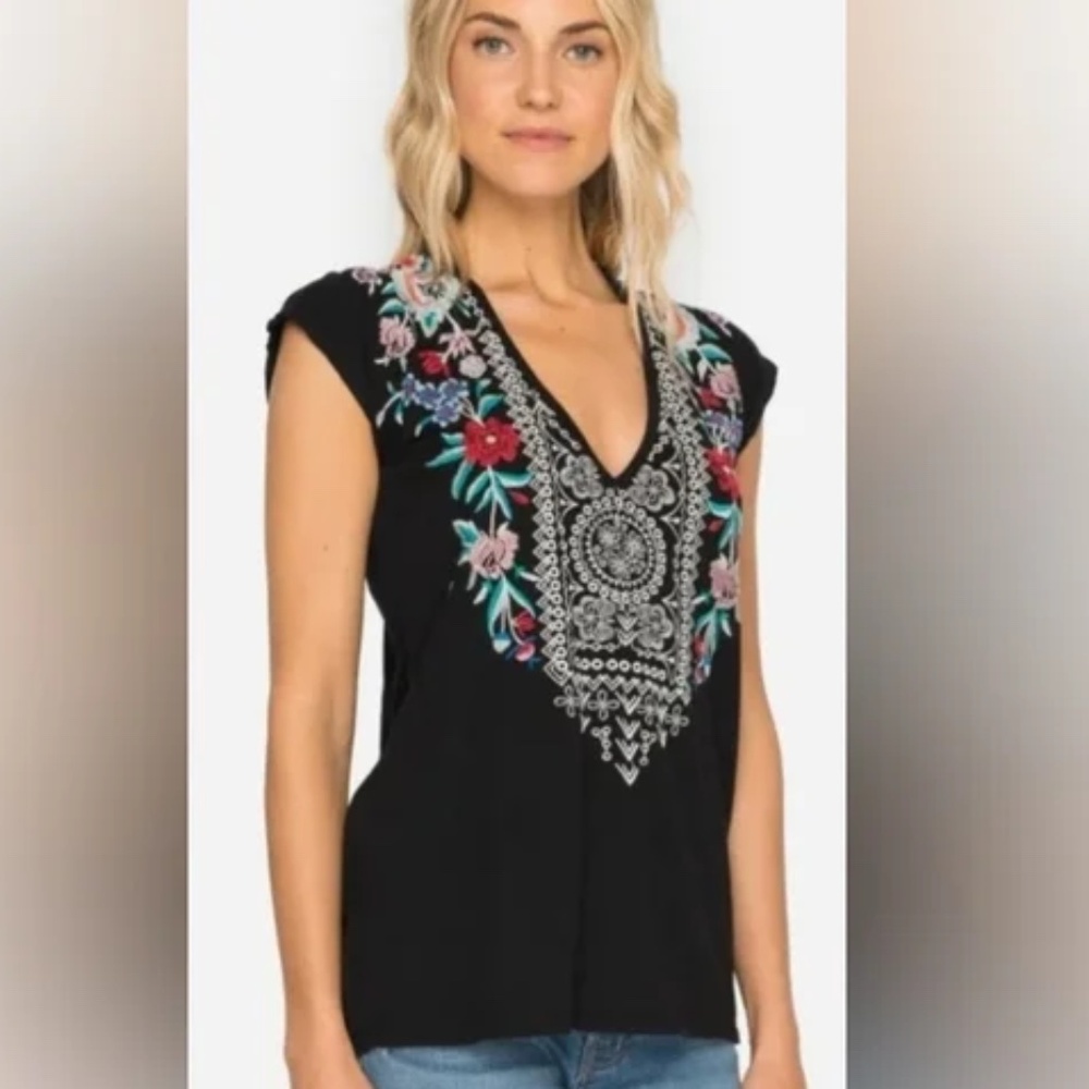 Johnny Was Eliza Black Embroidered Floral Bird Top Cotton Size M